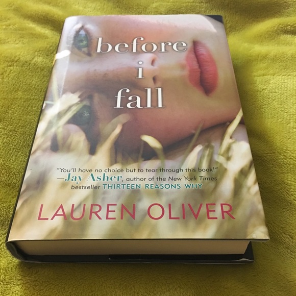 Before I Fall Book by Lauren Oliver - Picture 2 of 5